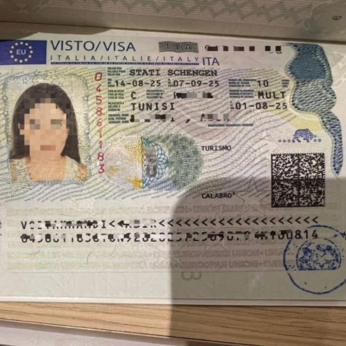 Mẫu visa Ý