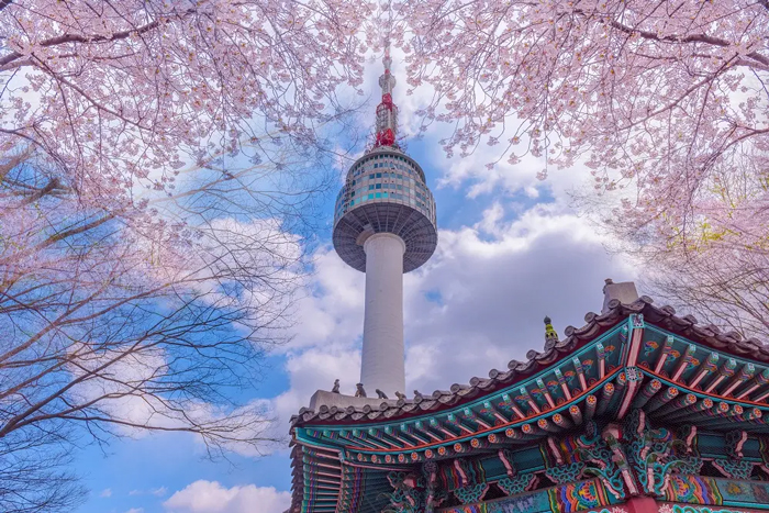Tháp Nam San biểu tượng của thủ đô Seoul