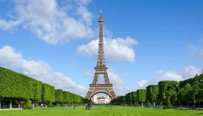 Tháp Eiffel