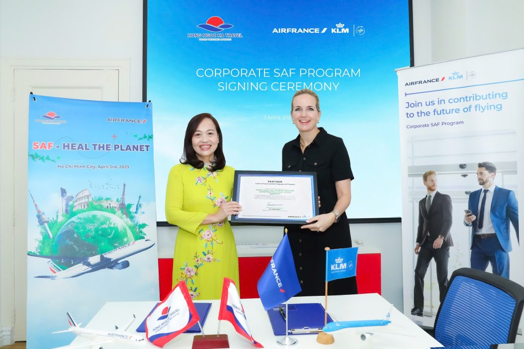Lễ ký kết Hợp tác Nhiên liệu Hàng không Bền vững (SAF) giữa Hong Ngoc Ha Travel và Air France-KLM