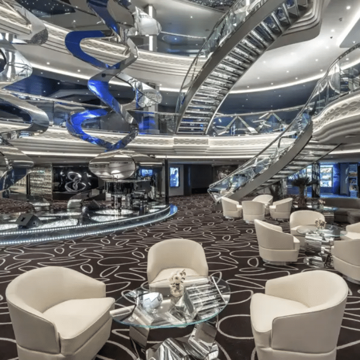 Những phút giây thư thái tại Café Promenade