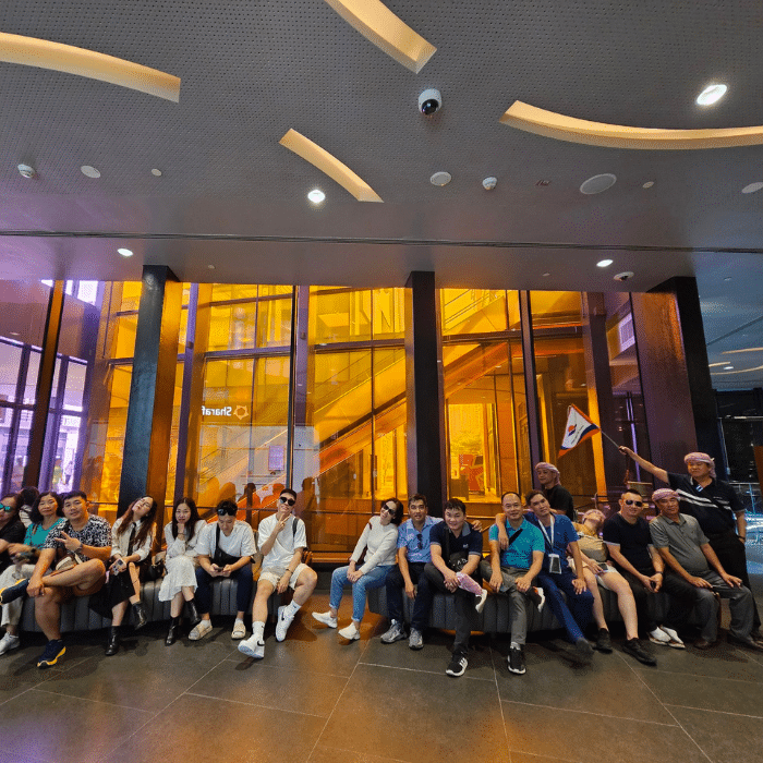 Liên Hệ Trực Tiếp Hãng Hàng Không hoặc Đại Lý Lớn