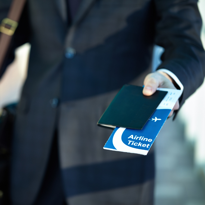 Phân Biệt Hoàn Vé và Đổi Vé Máy Bay