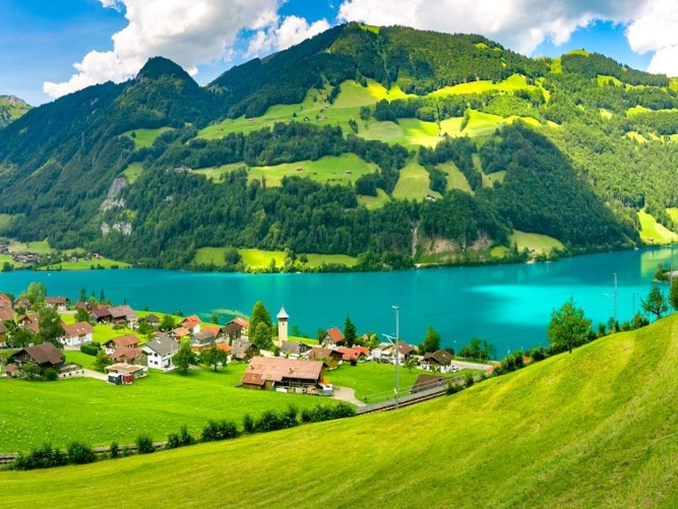 Những ứng dụng điện thoại không thể thiếu khi du lịch Thụy Sĩ