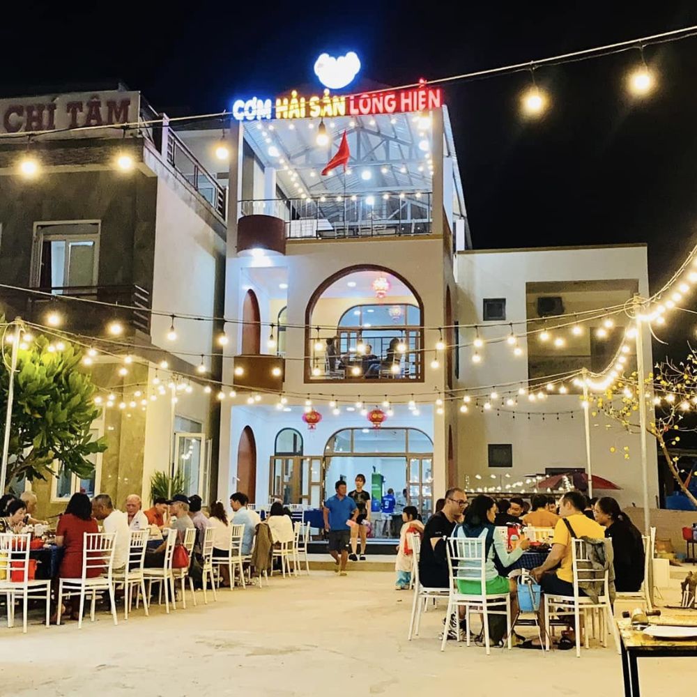Nhà Hàng Cơm Hải Sản Long Hiền