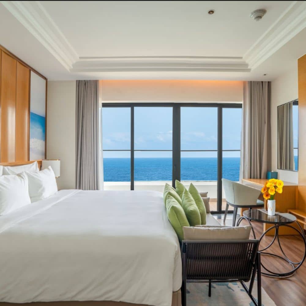 Hạng phòng Premium Bayview được áp dụng mức giá