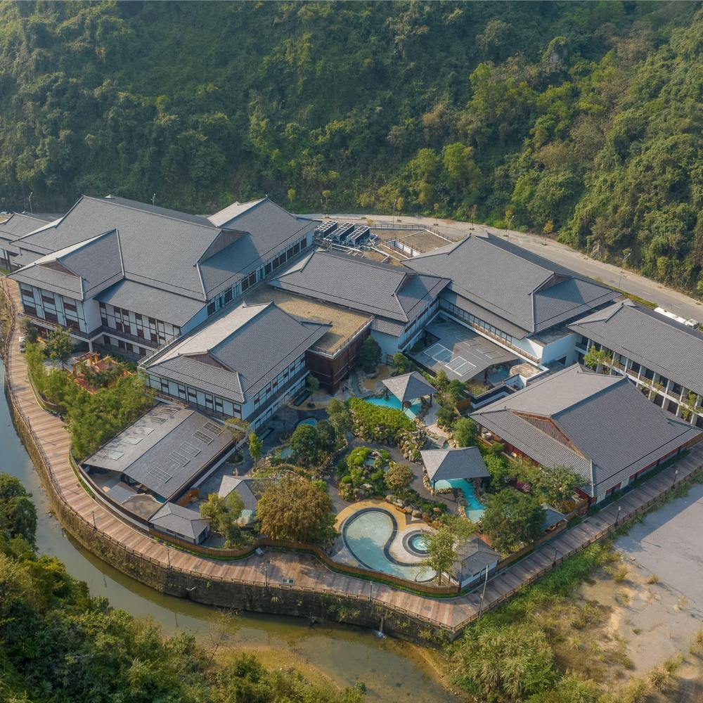 Hilton Quang Hanh Onsen Resort