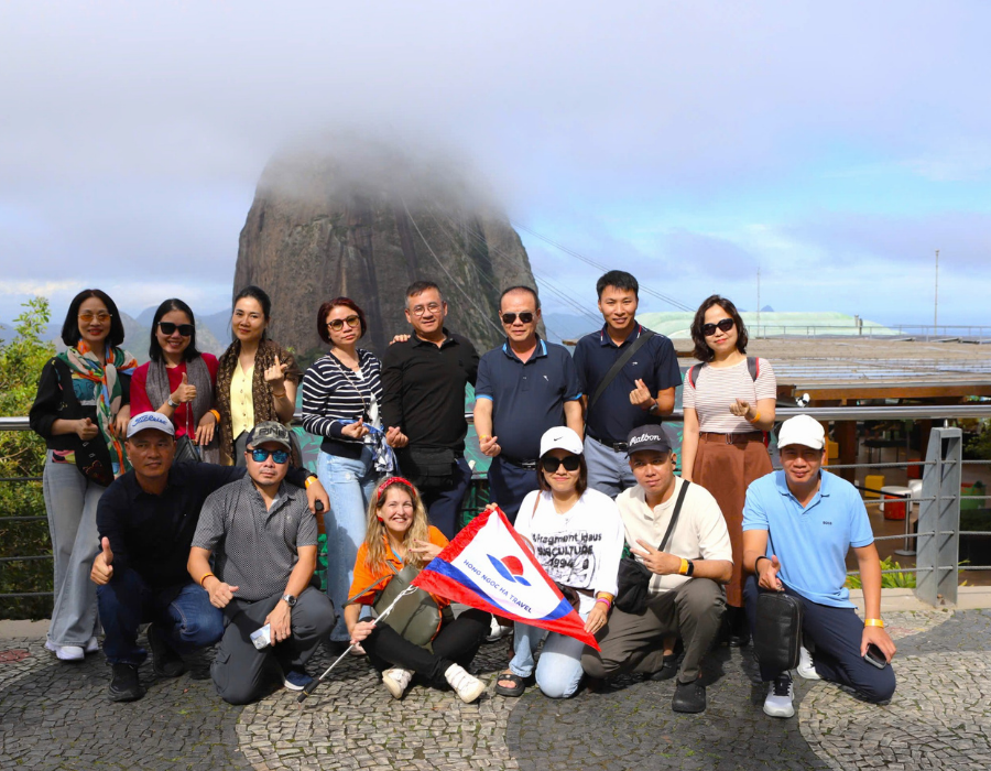 Tại Hong Ngoc Ha Travel, mỗi chuyến đi được may đo riêng